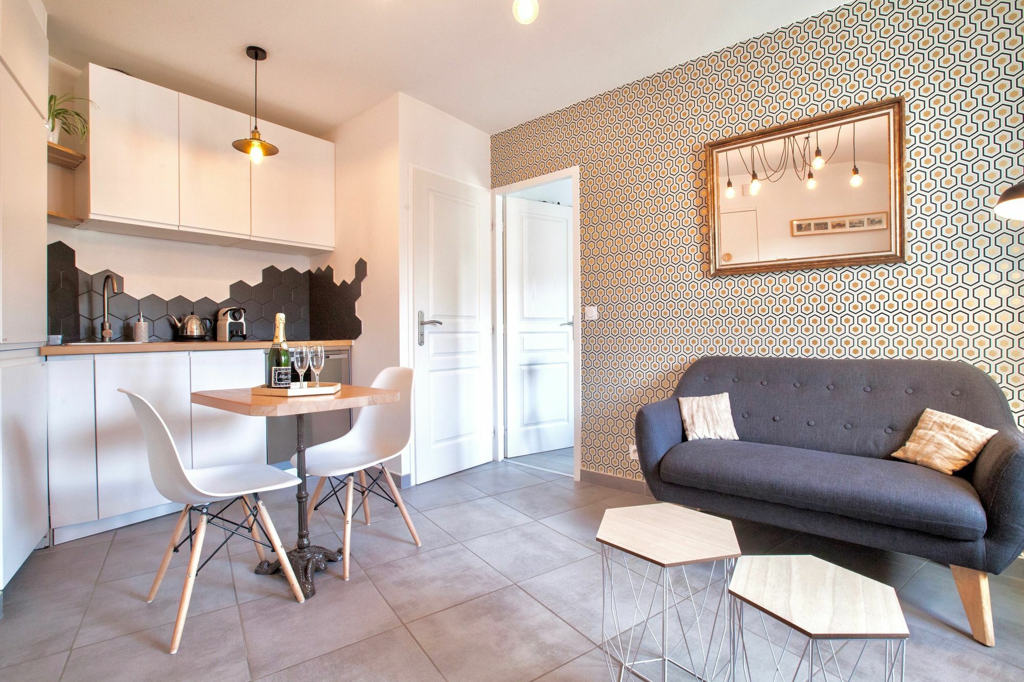 Home Chic Home - Les Toits De L'Argenterie مونبيلييه المظهر الخارجي الصورة